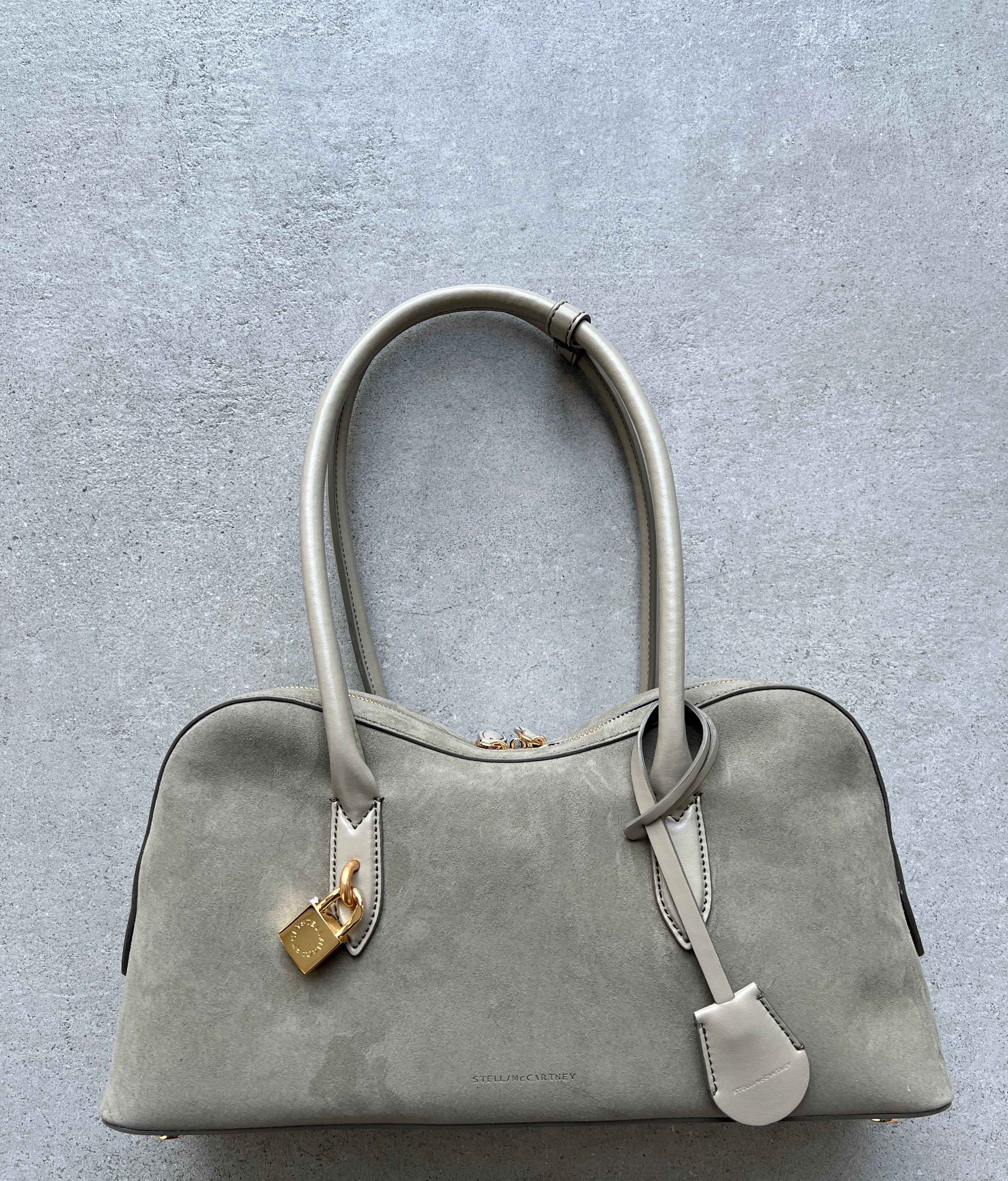ショルダーバッグ・ポシェット STELLA MCCARTNEY DOVE GREY SUEDE ALTER RYDER SHOULDER BAG Stella Ryder Bag | Stella McCartney