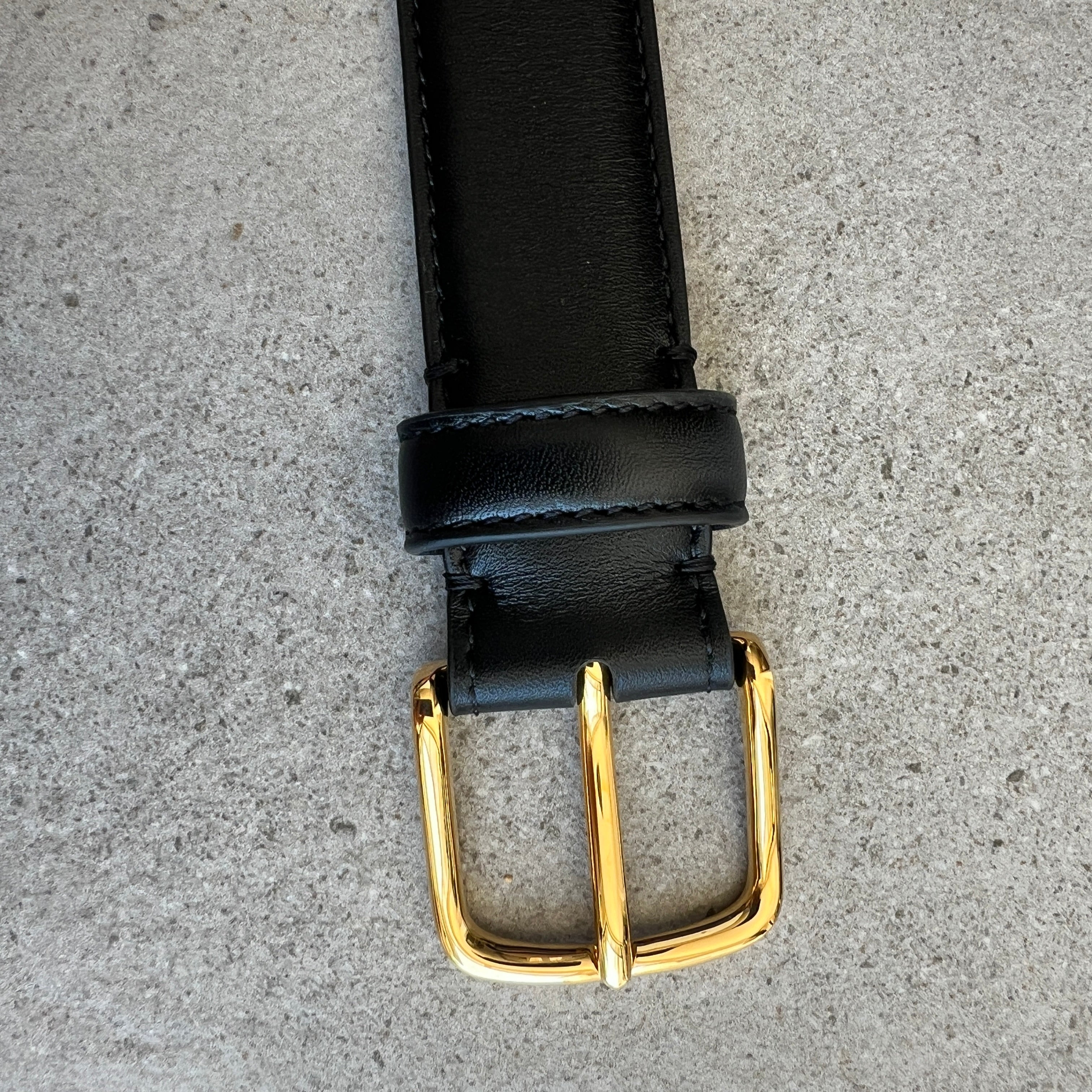 The Row Classic Belt, Black (G) – CULTSTATUS