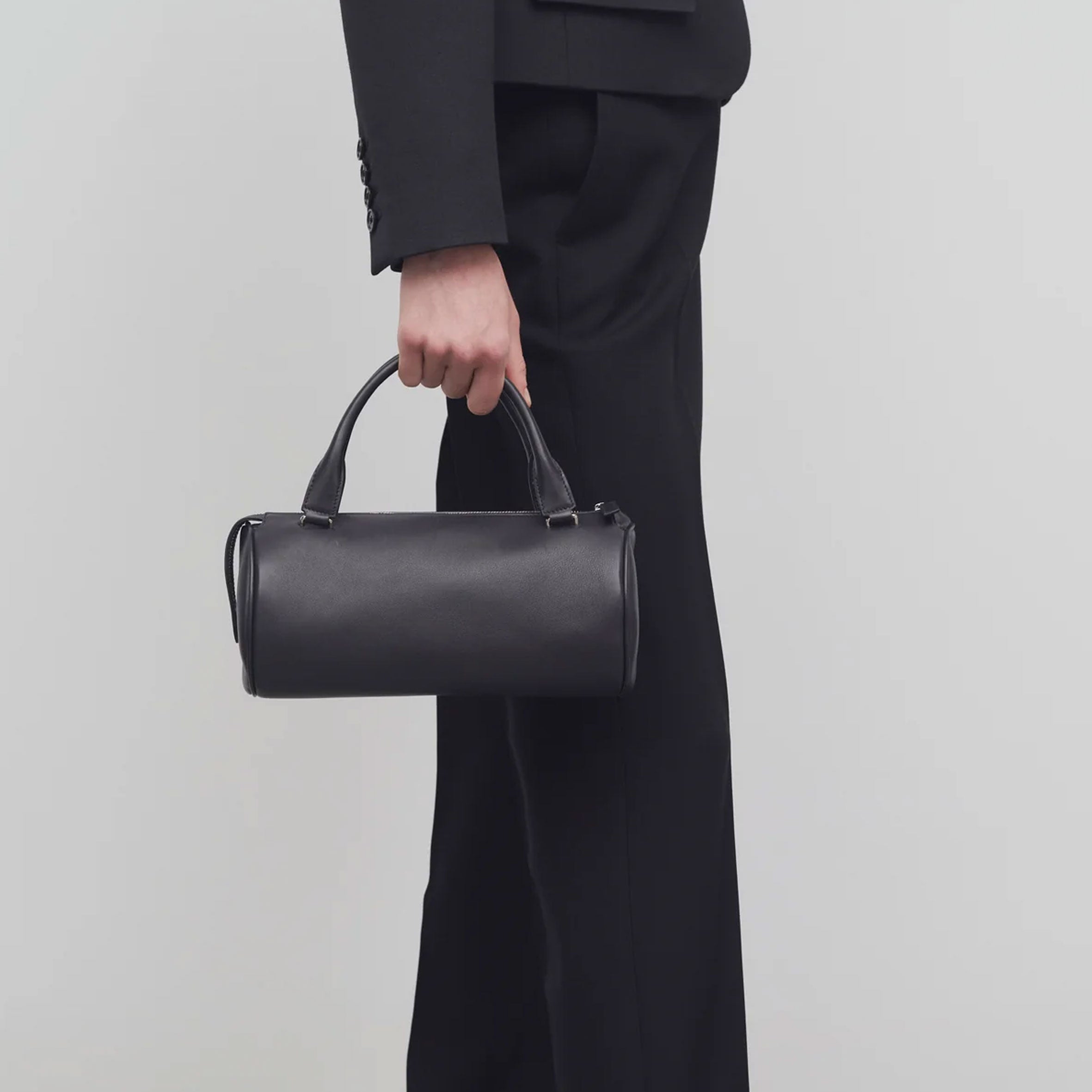 The Row Edith, Black – CULTSTATUS