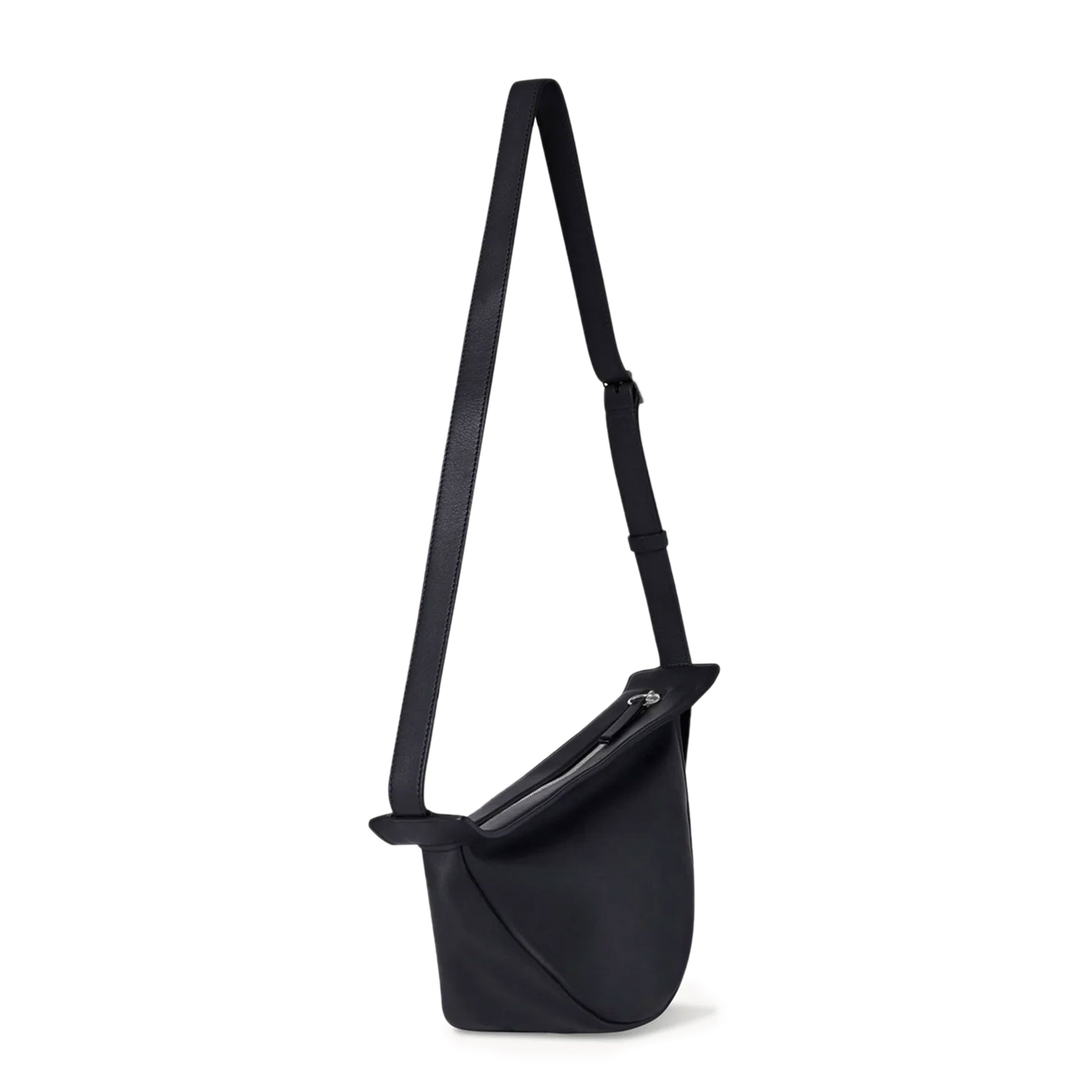 Slouchy Banana Bag Leather Small, Black – CULTSTATUS