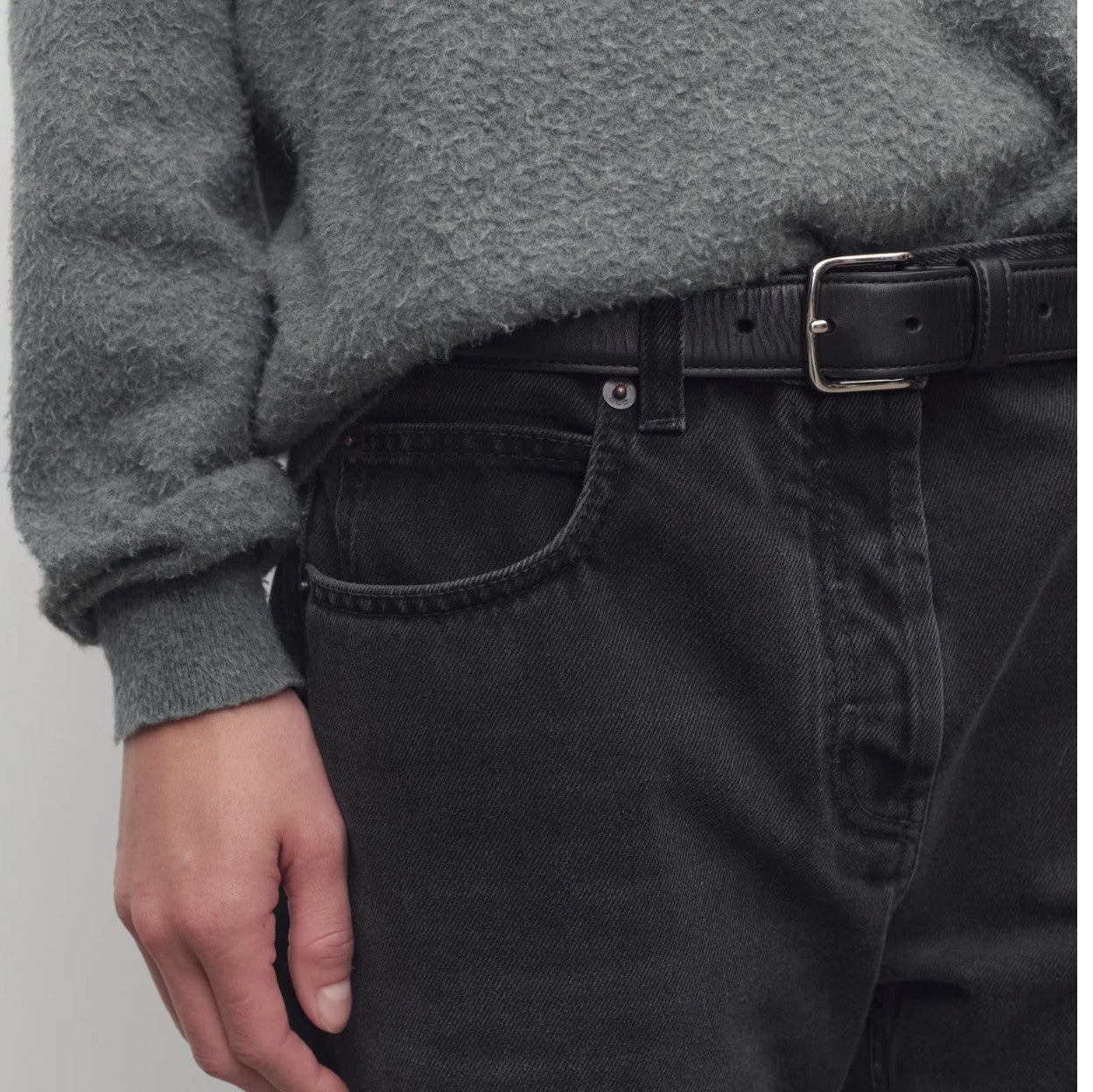 The Row Classic Belt, Black (S) – CULTSTATUS