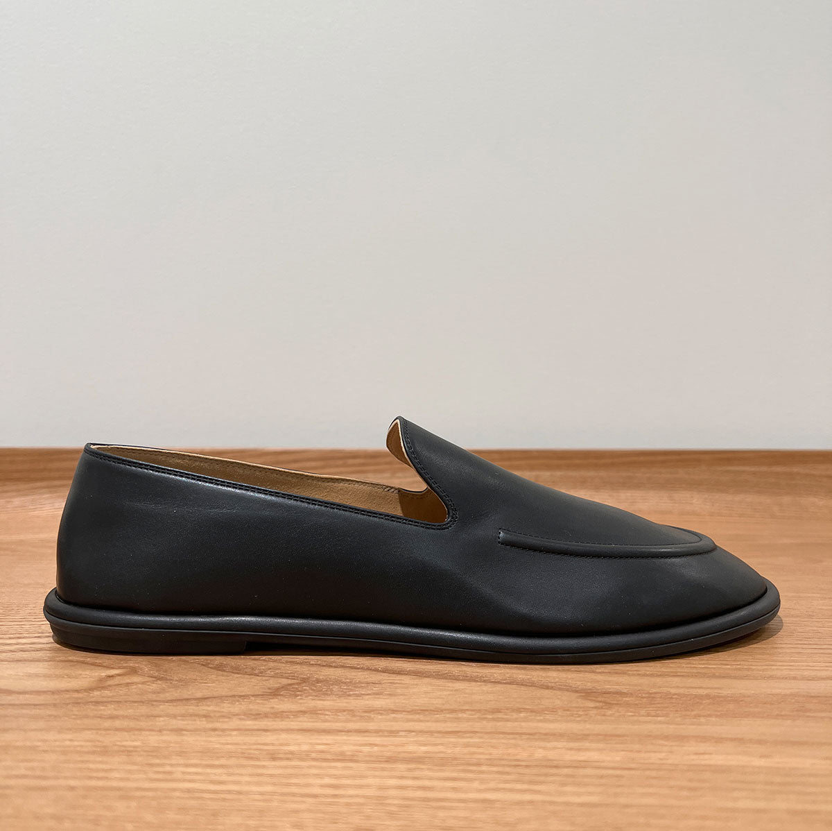 The Row Canal Loafer, Black – CULTSTATUS